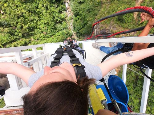 Bungee Jumping 140 mts