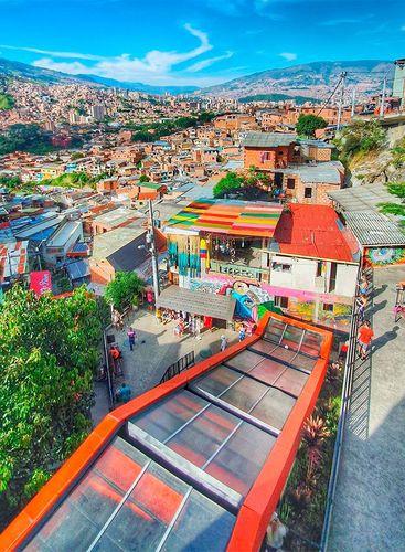 Desde Bucaramanga: Medellín, festival de las luces, Comuna 13, Guatapé, el Peñol y Parque Tutucán