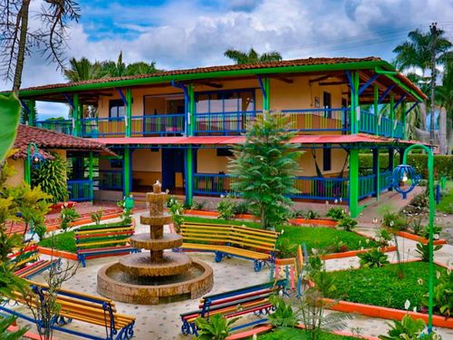 Desde Bucaramanga: Triángulo Cafetero aroma y cultura cafetera (Parque del Café)