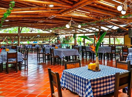 Desde Bucaramanga: Triángulo Cafetero (Salida todos los días)