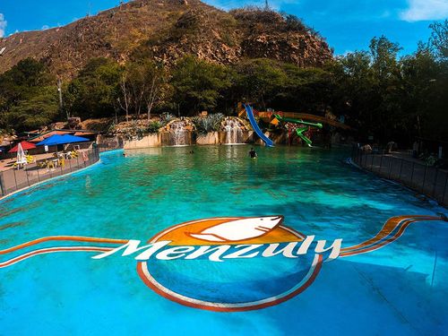 Menzuly Parque Acuático
