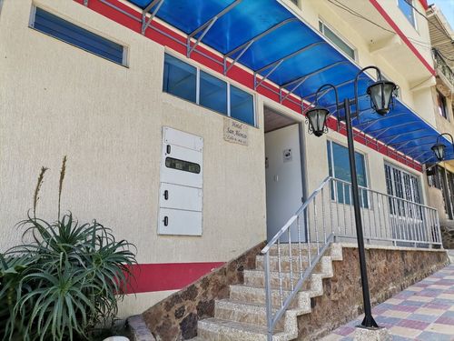 Plan Gámbita Aventura (Hotel económico)