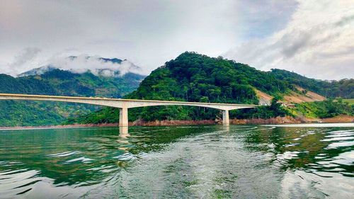 Plan pasadía Moto Acuática en la Represa Hidrosogamoso