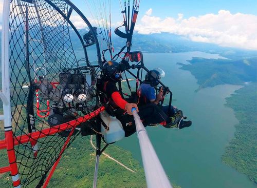 Vuelo en Paratrike en la Represa Hidrosogamoso